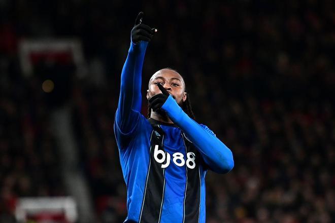 杏彩体育独家专栏:跟队|曼联认为仍具备竞争力签塞门约,球员对加盟持开放态度