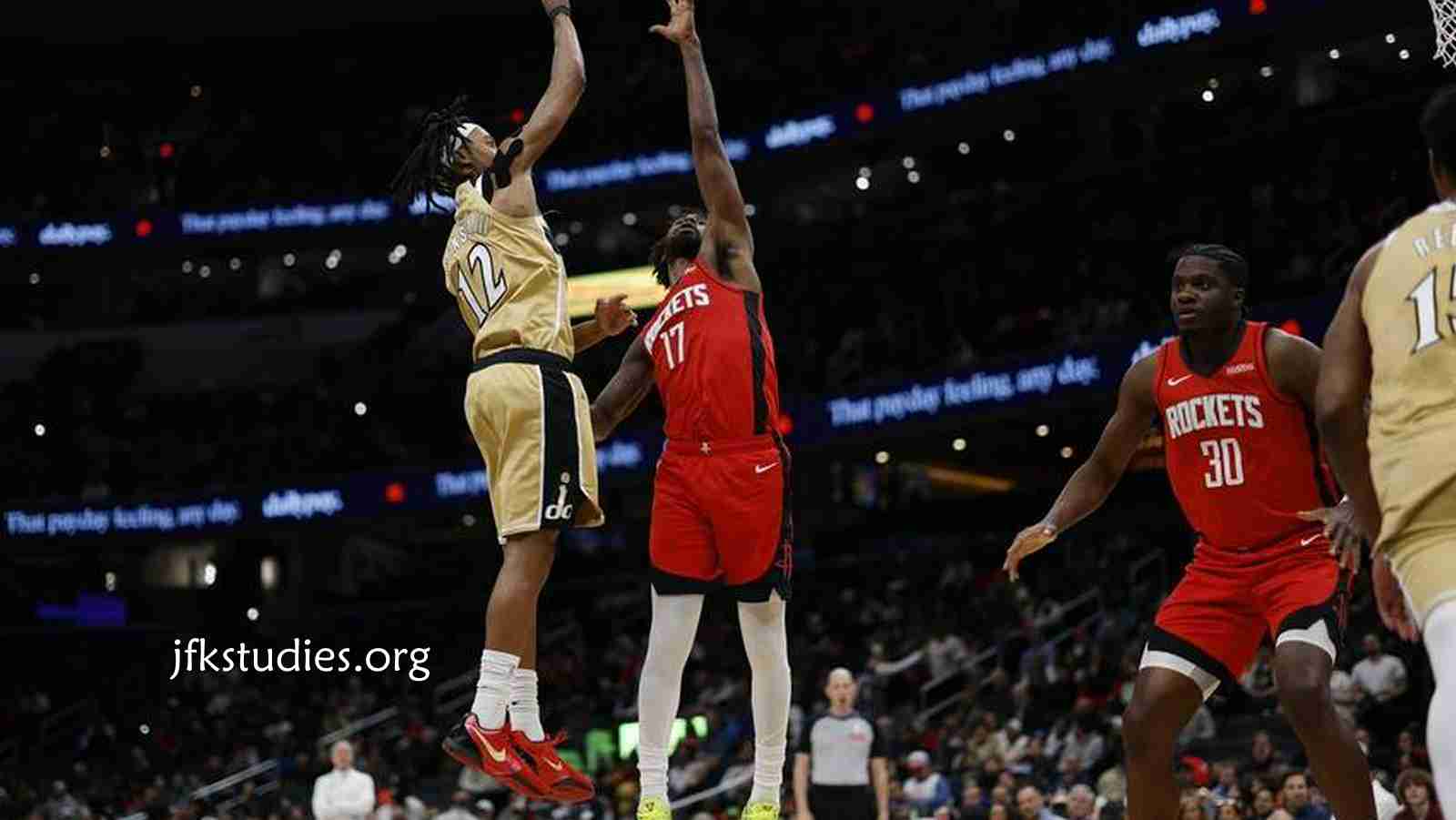 杏彩体育特别点评:申京32+12杜兰特30+7 火箭胜奇才