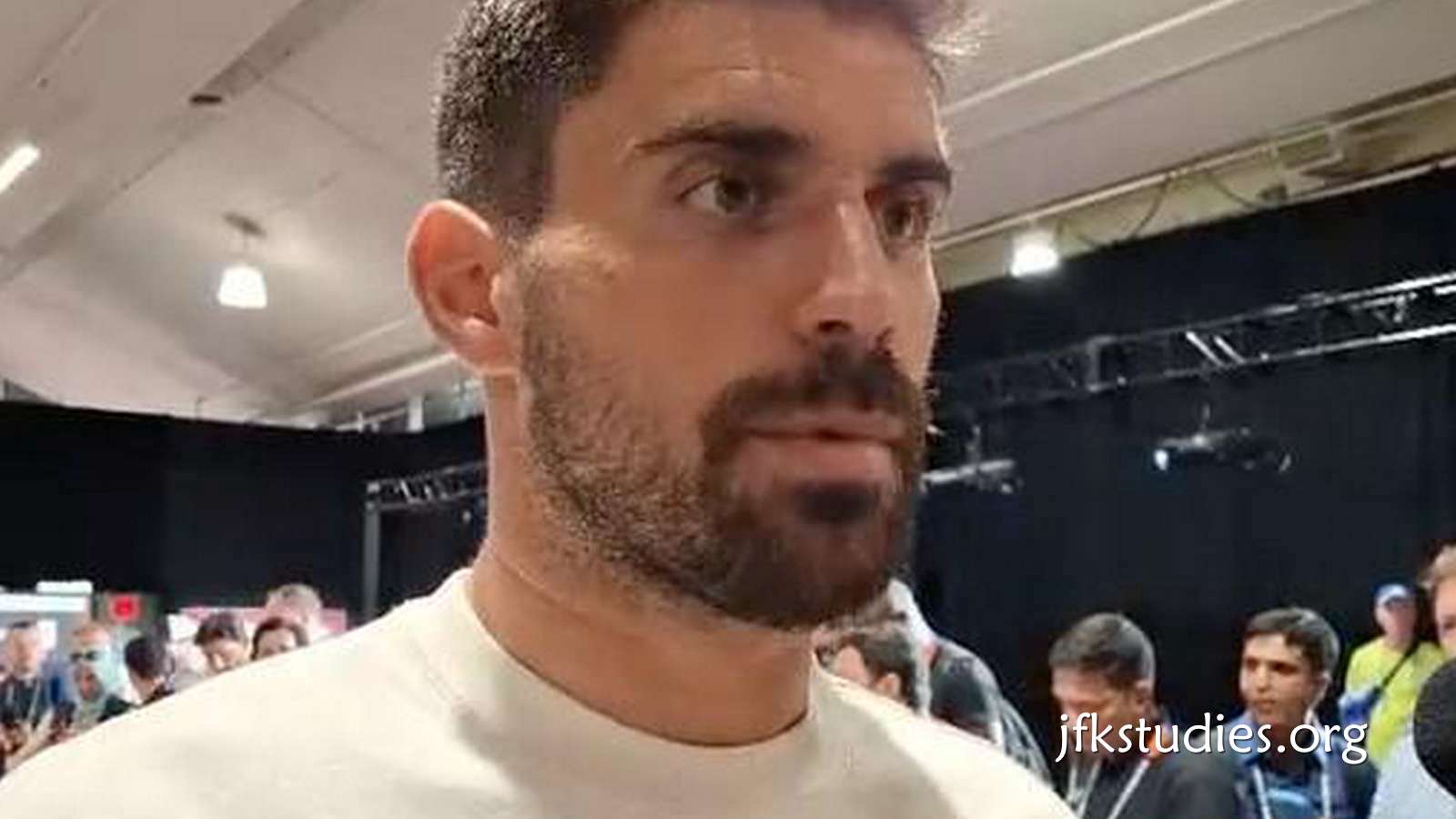 杏彩体育独家报道: 鲁本-内维斯|我每天都会想若塔;对阵西班牙将全力争取晋级