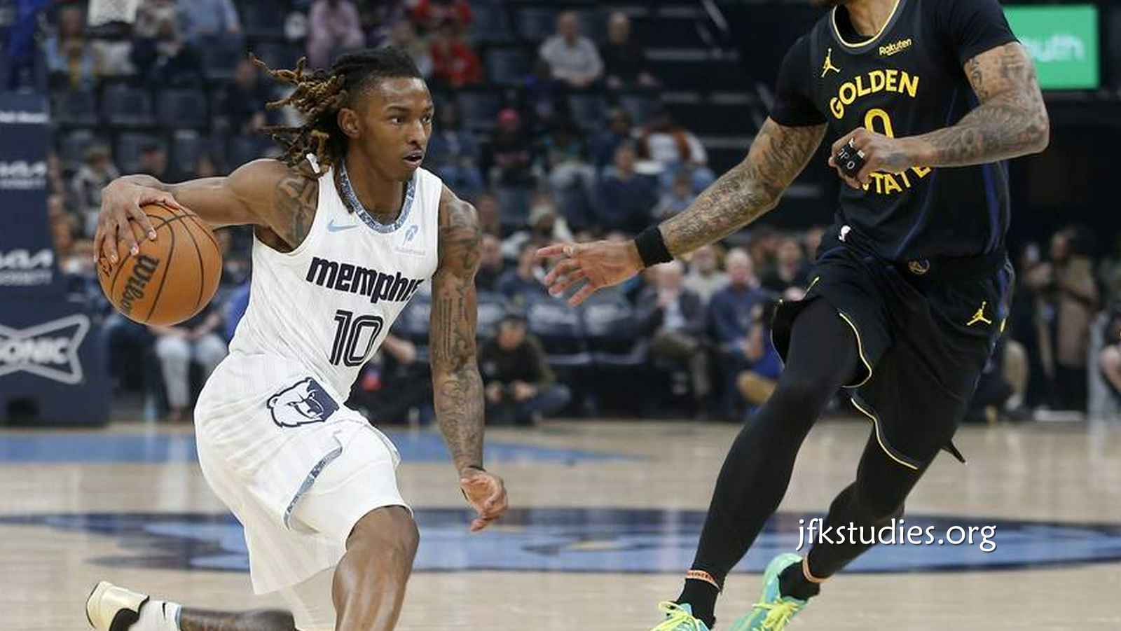 杏彩体育深度解析 - 杰罗姆22+5理查德21+5+6 勇士8人上双大胜灰熊