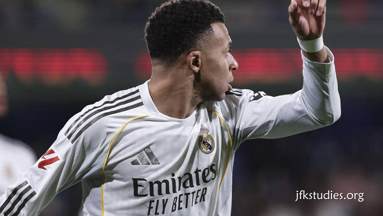 杏彩体育行业洞察:欧冠疯狂夜!18场比赛同时开打 豪门厮杀争直通孔蒂盼改命