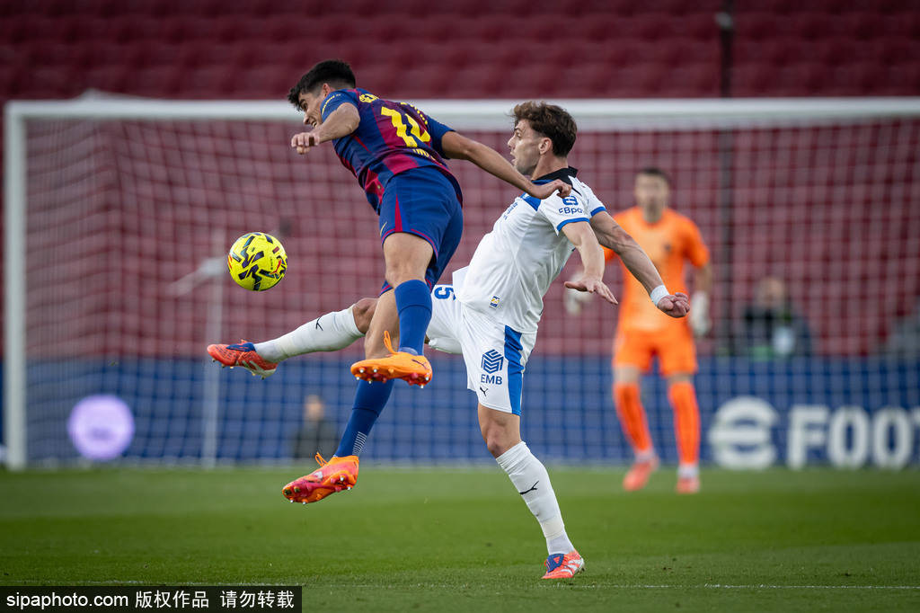 杏彩体育独家报道: 西甲-亚马尔传射奥尔莫双响 巴萨3-1阿拉维斯先赛登顶